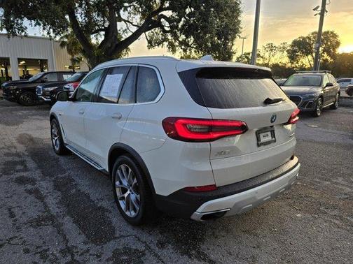 2023 BMW X5 PHEV xDrive45e