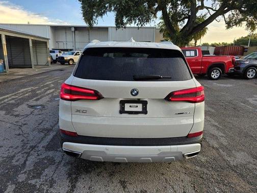 2023 BMW X5 PHEV xDrive45e