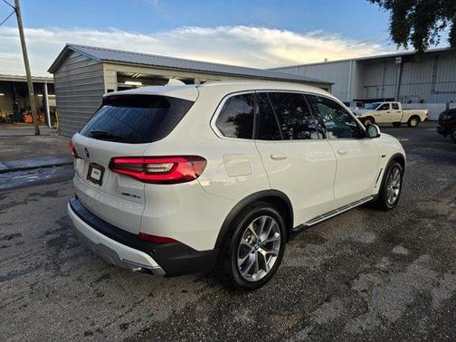 2023 BMW X5 PHEV xDrive45e