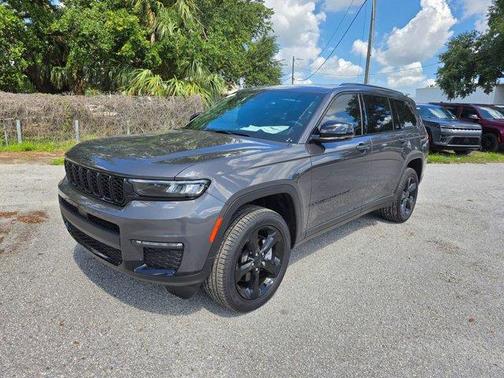 Metallic 2025 Jeep Grand Cherokee L Limited