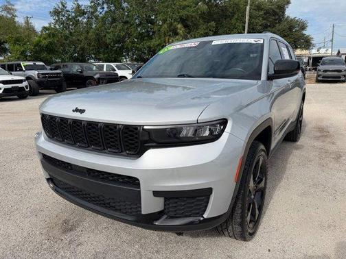 Silver Zynith 2021 Jeep Grand Cherokee L Laredo