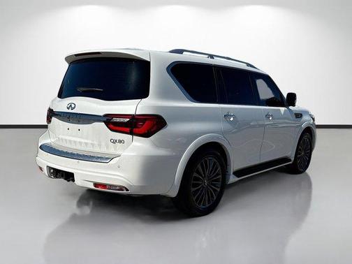 Moonstone White 2024 INFINITI QX80 SENSORY