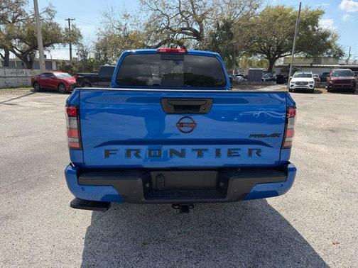 2024 Nissan Frontier PRO-4X