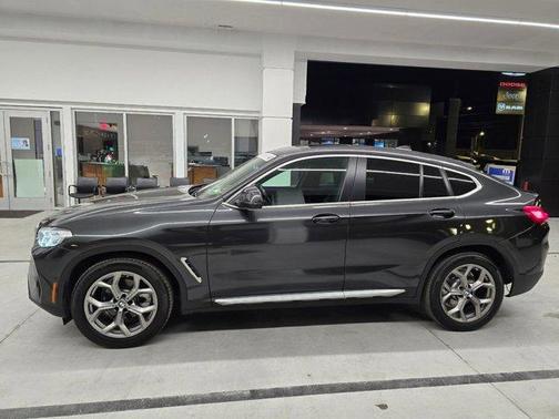 2023 BMW X4 xDrive30i