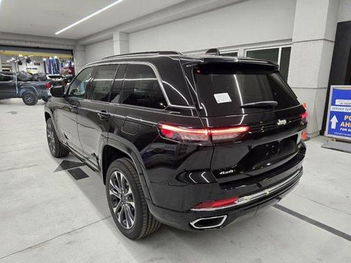 2025 Jeep Grand Cherokee Overland