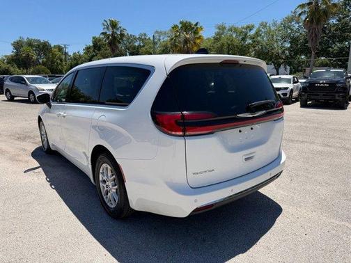 Bright White Clearcoat 2023 Chrysler Pacifica Touring-L
