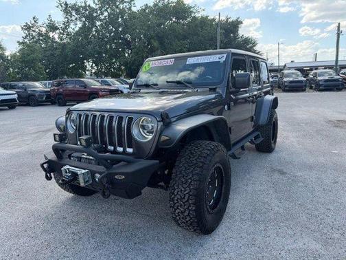 Granite Crystal Clearcoat Metallic 2018 Jeep Wrangler Unlimited Sahara