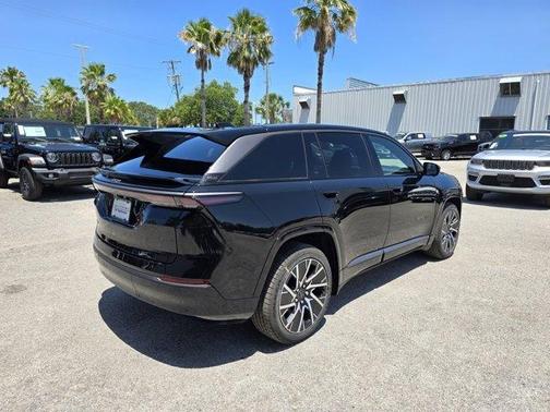 2025 Jeep Wagoneer S Limited