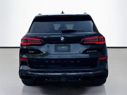 2021 BMW X5 M50i