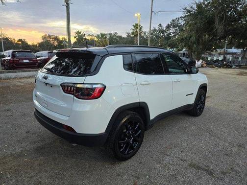 2022 Jeep Compass Altitude