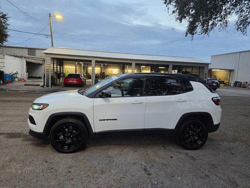 2022 Jeep Compass Altitude