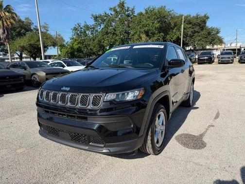 Diamond Black 2023 Jeep Compass Sport