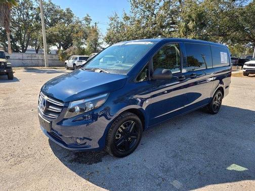 2023 Mercedes-Benz Metris Base