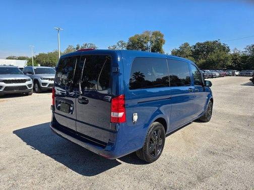 2023 Mercedes-Benz Metris Base