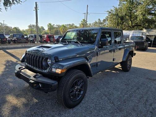 2025 Jeep Gladiator Sport