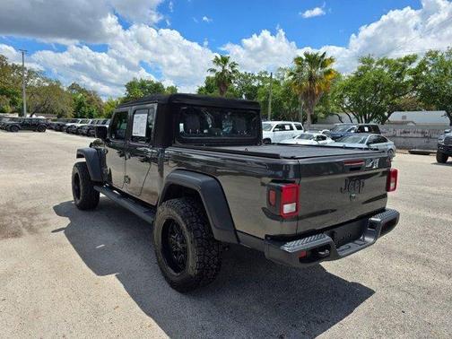 Granite Crystal Clearcoat Metallic 2024 Jeep Gladiator Sport