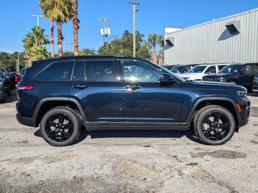2025 Jeep Grand Cherokee Limited X