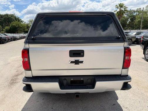 Silver Ice Metallic 2018 Chevrolet Silverado 1500 LT