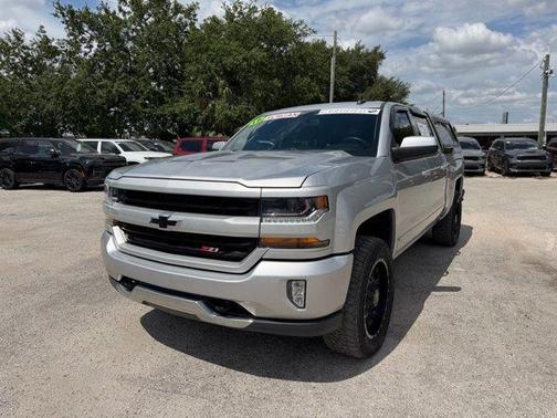 Silver Ice Metallic 2018 Chevrolet Silverado 1500 LT