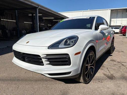 2023 Porsche Cayenne Base