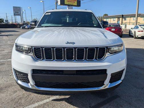 2025 Jeep Grand Cherokee L Laredo