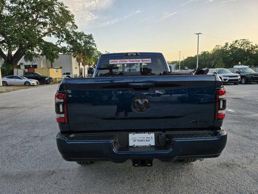 2021 RAM 2500 Laramie Crew Cab 4x4 6'4' Box