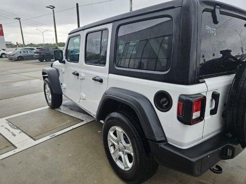 Bright White Clearcoat 2023 Jeep Wrangler Sport