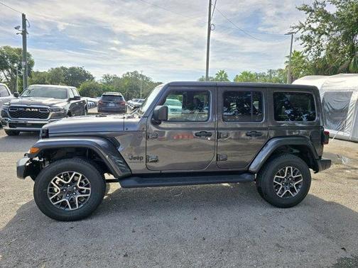 2025 Jeep Wrangler Sahara