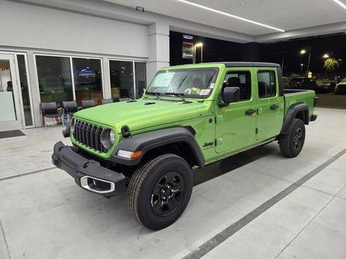 2026 Jeep Gladiator Sport