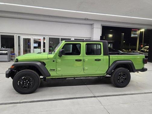 2026 Jeep Gladiator Sport