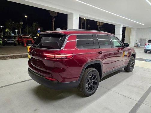 Velvet Red Pearlcoat 2026 Jeep Grand Cherokee L Laredo