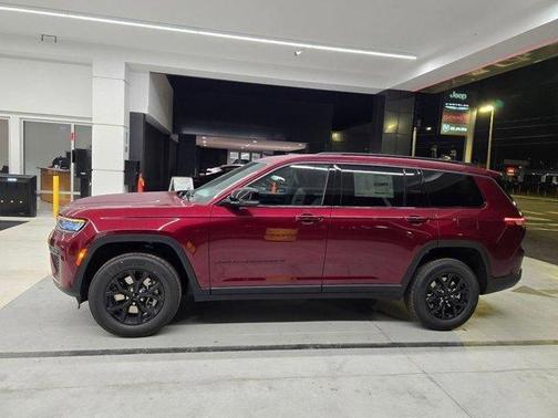 Velvet Red Pearlcoat 2026 Jeep Grand Cherokee L Laredo