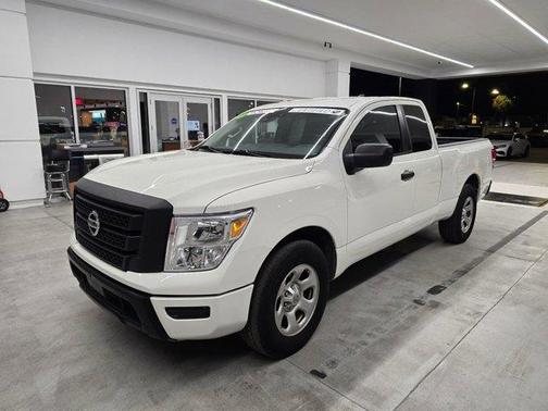 2022 Nissan Titan S