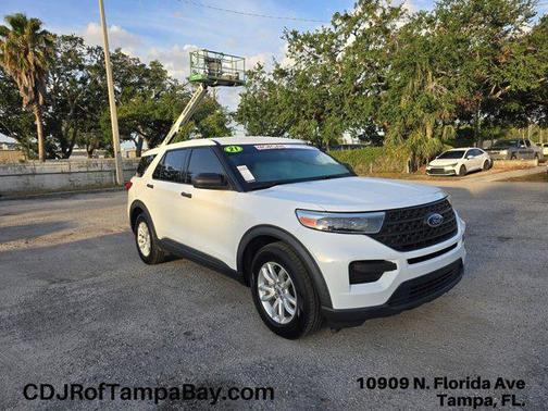 2021 Ford Explorer Base