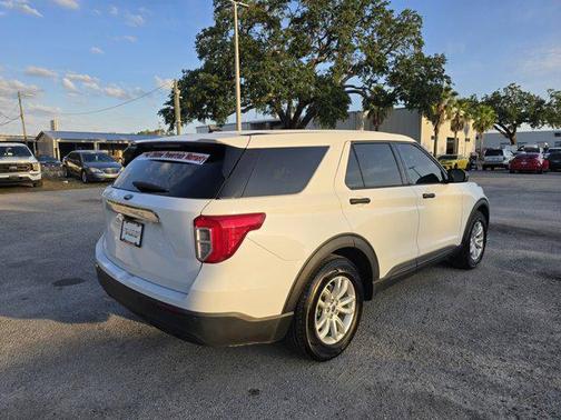 2021 Ford Explorer Base