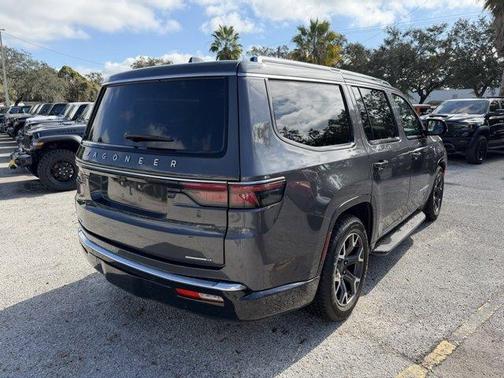 2023 Jeep Wagoneer Series III