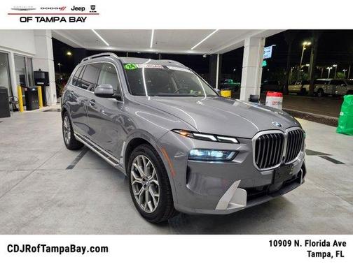 Skyscraper Gray Metallic 2024 BMW X7 xDrive40i