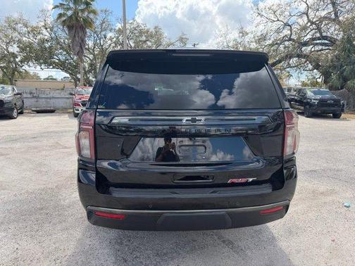 2021 Chevrolet Suburban RST