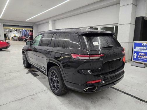 2025 Jeep Grand Cherokee L Summit