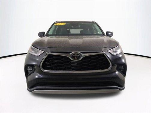 Midnight Black Metallic 2021 Toyota Highlander Platinum