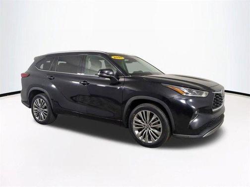 Midnight Black Metallic 2021 Toyota Highlander Platinum