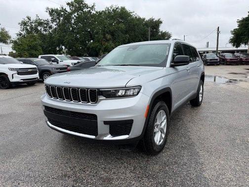 2026 Jeep Grand Cherokee L Laredo