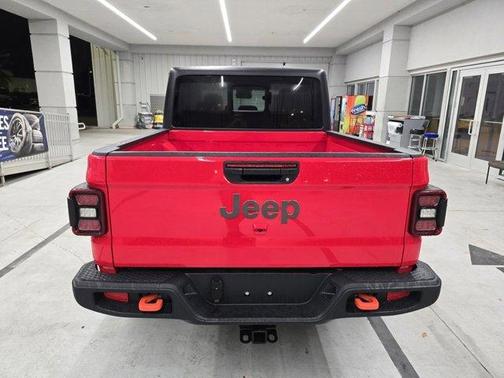 2025 Jeep Gladiator Mojave