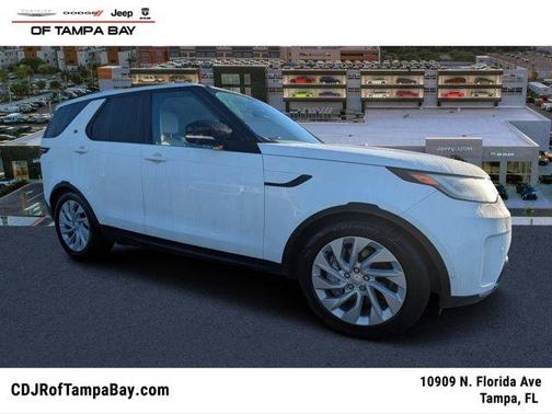 Fuji White 2025 Land Rover Discovery P300 S