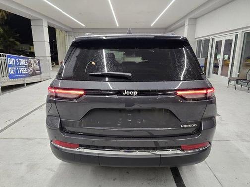 2025 Jeep Grand Cherokee Laredo X