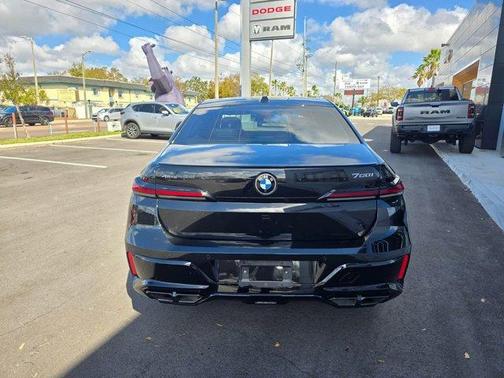 2024 BMW 760 760i xDrive