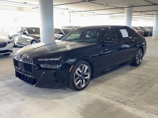 2024 BMW 760 760i xDrive