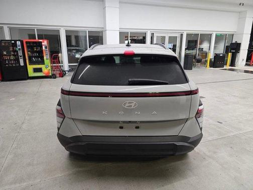 Cyber Gray Metallic 2024 Hyundai KONA SEL