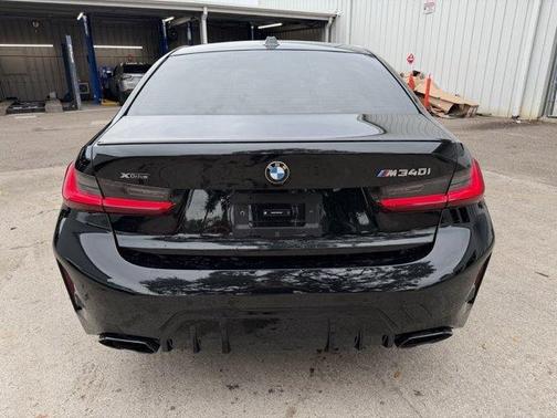 2025 BMW M340 i xDrive