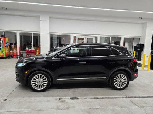 2019 Lincoln MKC Standard